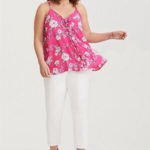 Bundle of 2 Torrid size 0X floral tank tops.